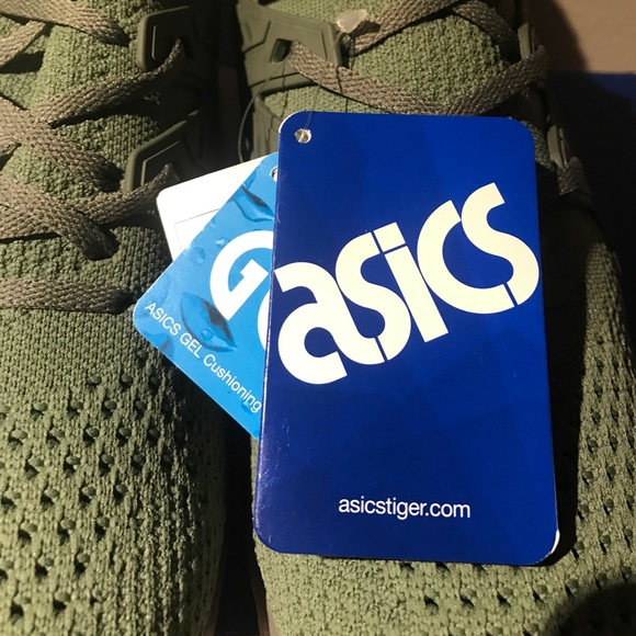 Brand new Asics Gel Kayano Knit - Picture 2 of 7